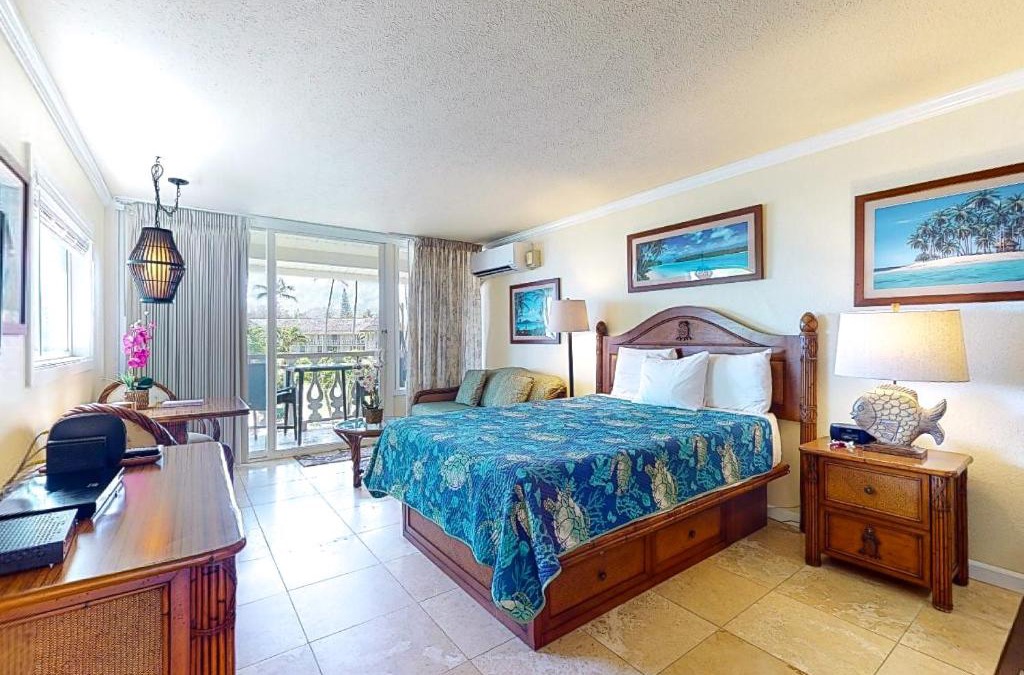 Wailua Hotel | Islander on the Beach 333
