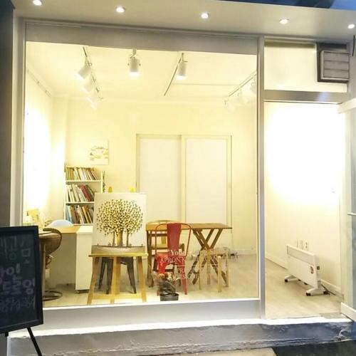Seocho-gu Villa | Isu Art Retreat 이수 아트 리트릿