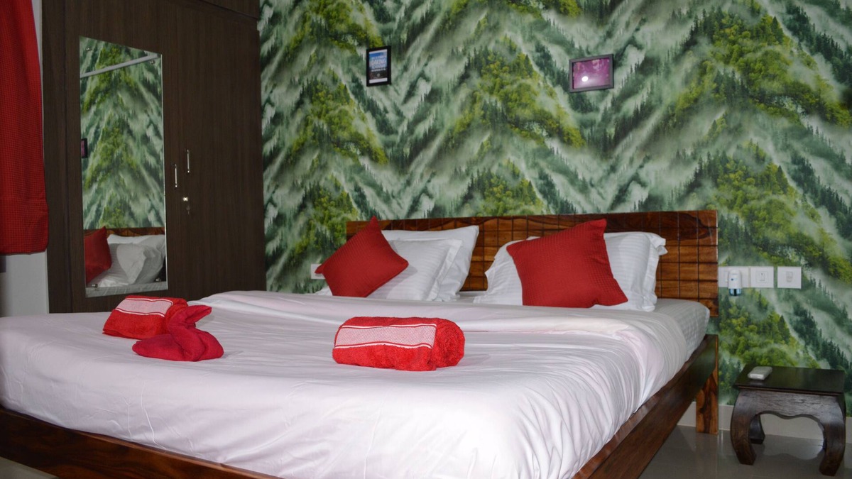 Karappakam Apartment | ♥IT Hub♥FAST WIFI♥OMR♥TV♥LakeView♥5☆ Condo֎۞۩ᴥ★