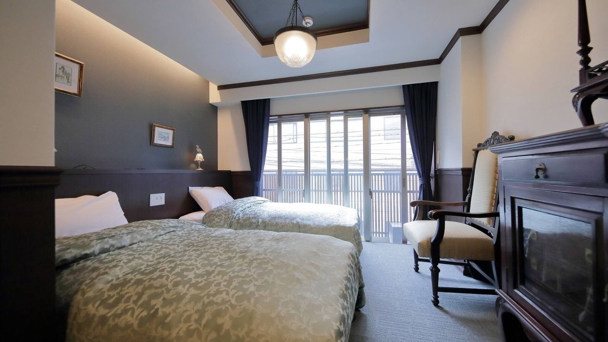 Karasuma House | It is an interior style room coordinated with furn/Kyoto Kyōto