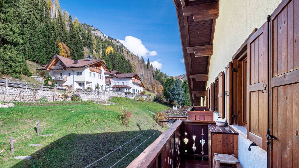 Alfauro Apartment | Apartment 'Joy' with Mountain View, Private Terrace and Wi-Fi