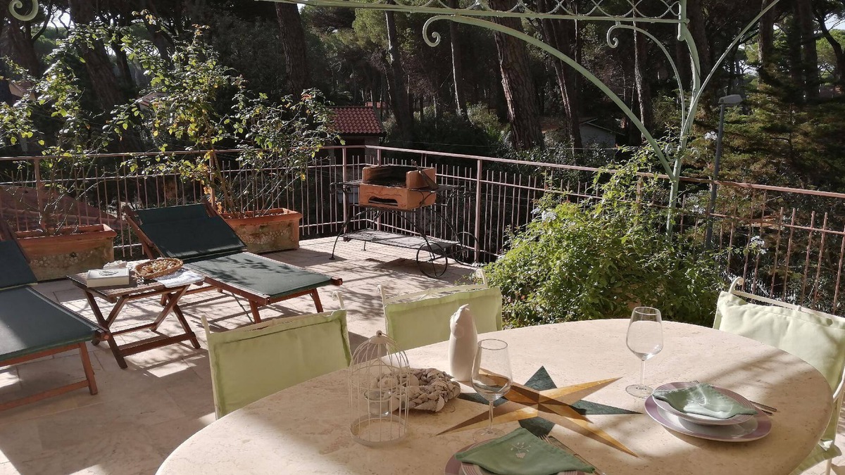 Marina di Castagneto Carducci Apartment | Holiday apartment Marina di Castagneto Donoratico for 1 - 4 persons with 1 bedroom - Holiday apartme