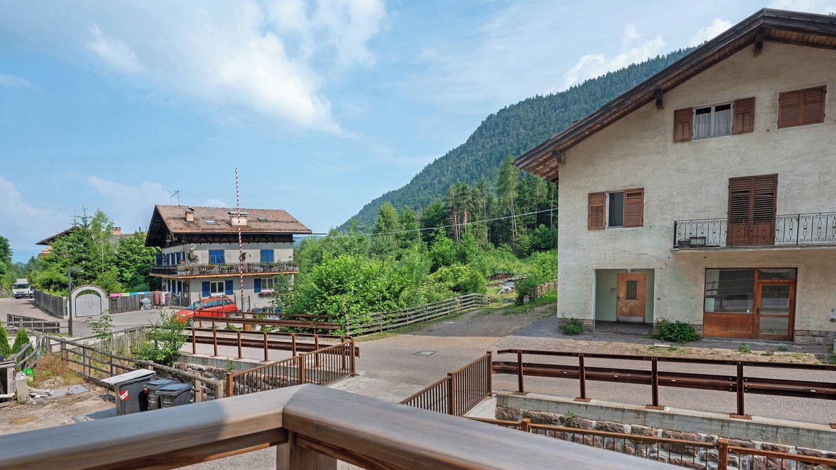 Montagna Apartment | Apartment 'Villa Fontane Appartamento 1' with Mountain View and Wi-Fi