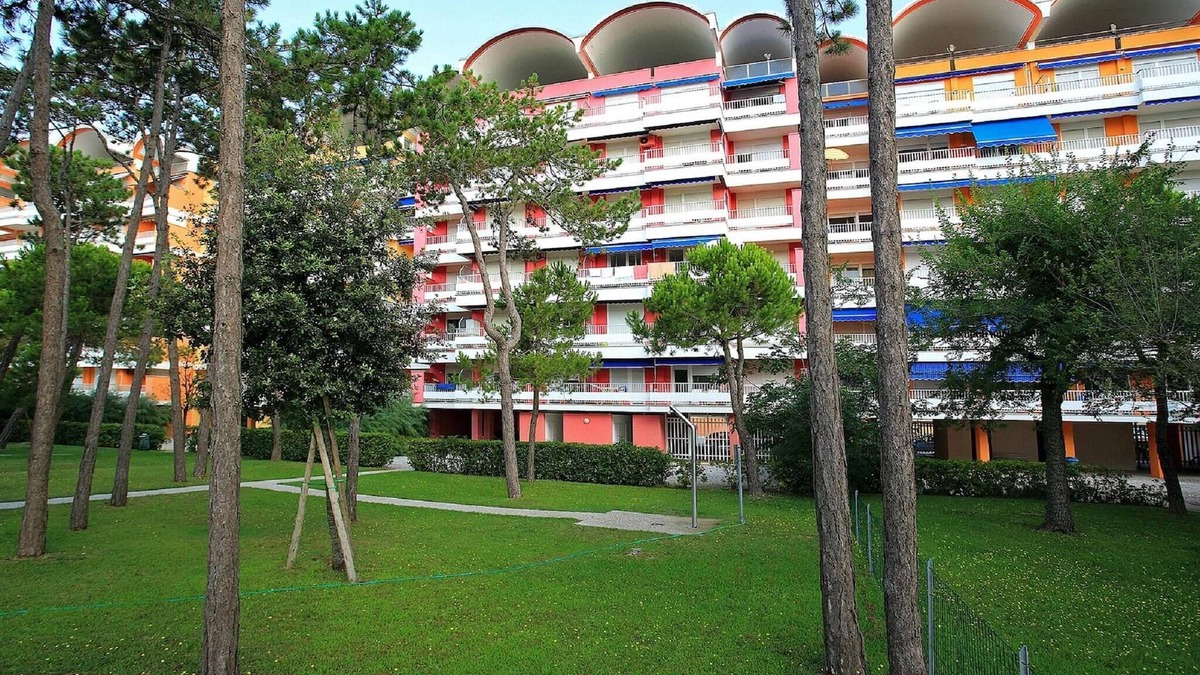 Porto Santa Margherita Apartment | Apartment in Porto Santa Margherita by Beach