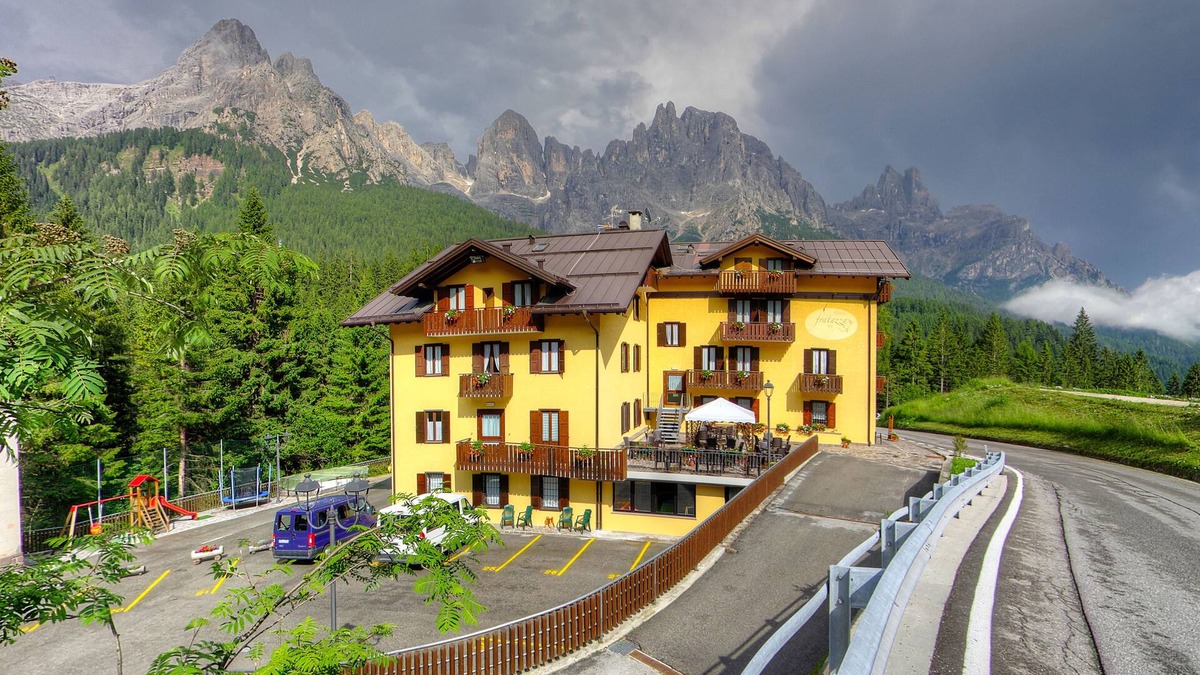 San Martino di Castrozza Hotel | Hotel Fratazza