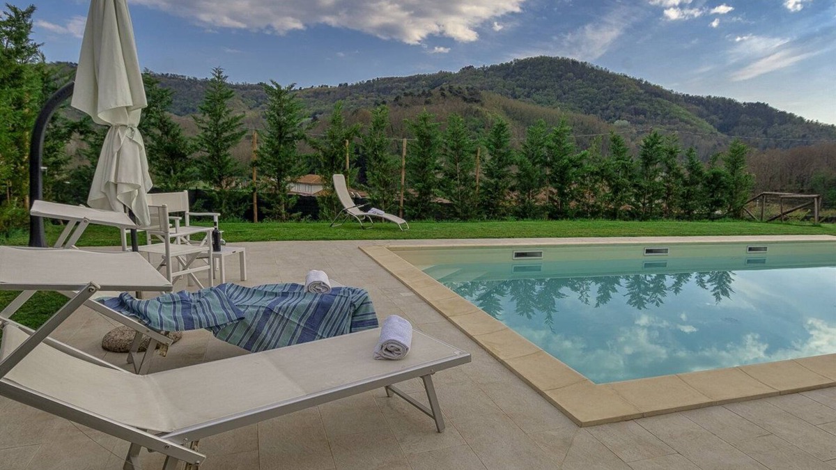 Villabuona Villa | Villa Cristina modern farmhouse with Private Pool (exclusive use)