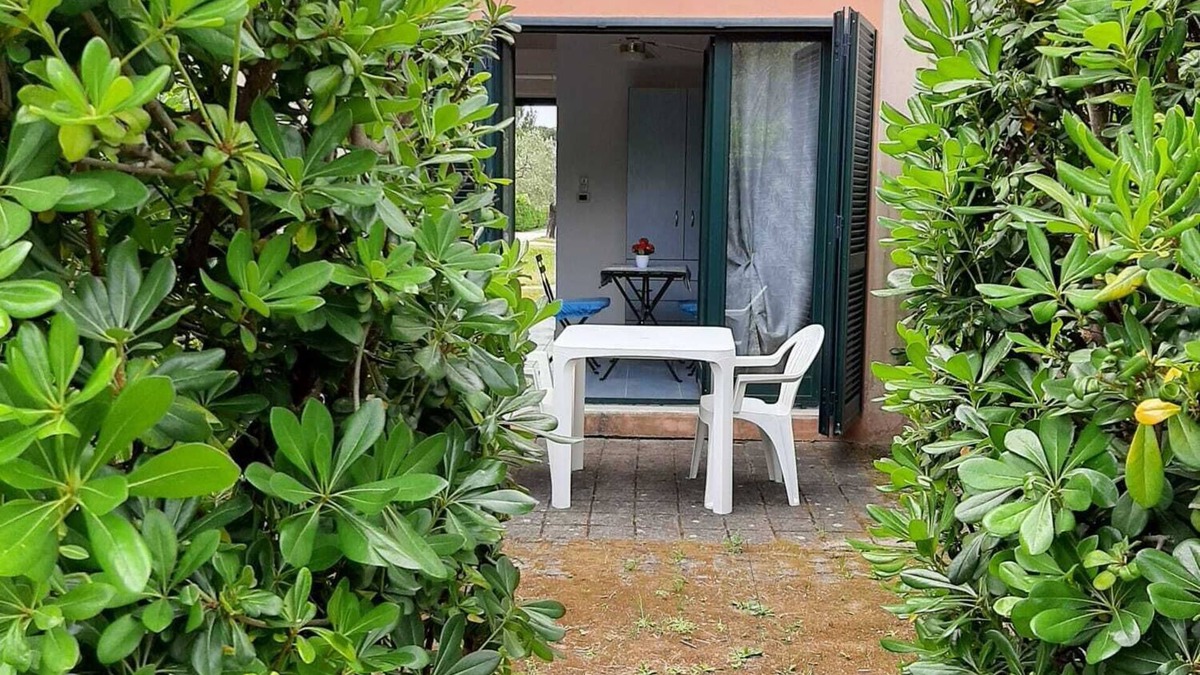 Contrada Taverna House | House