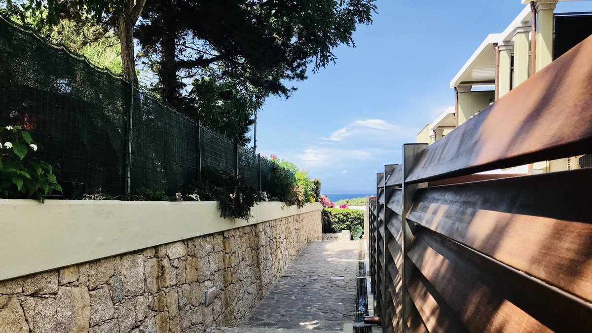 Capo Testa Apartment | Capo Testa 2-bedroom apartment, near Santa Teresa di Gallura