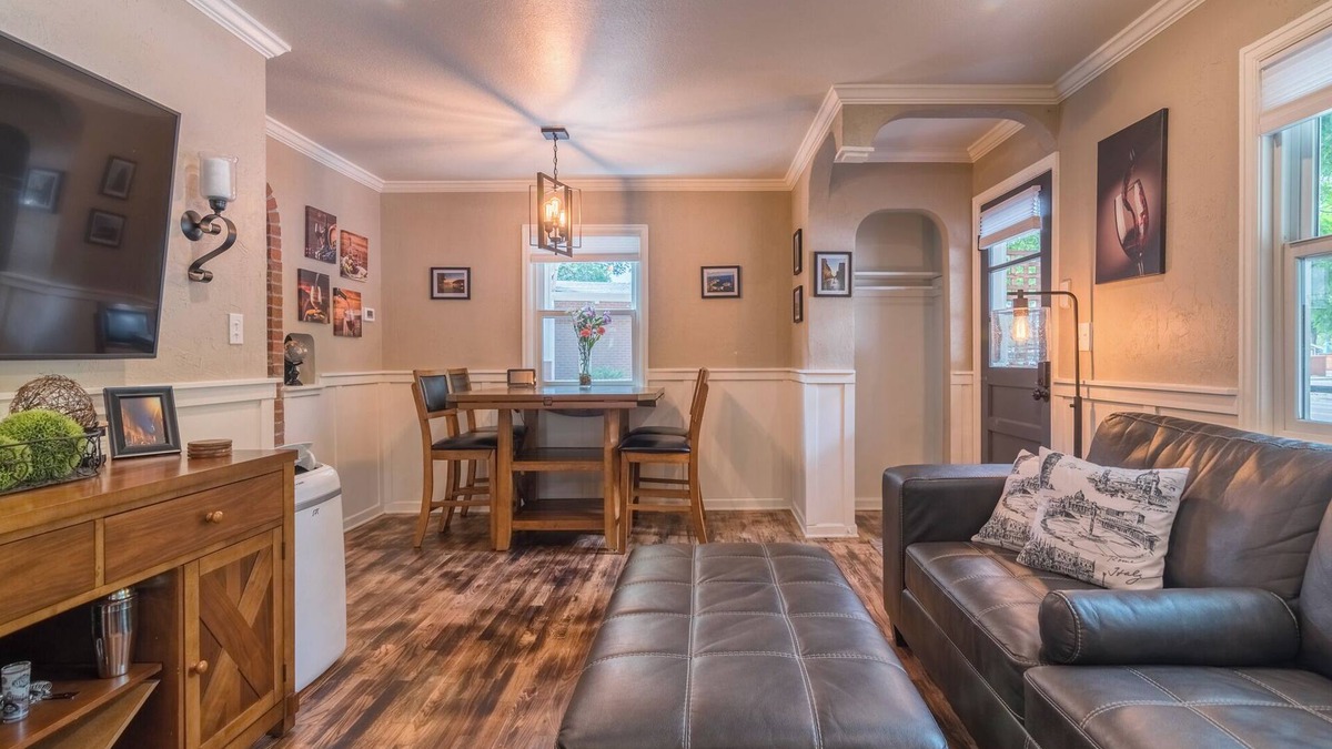 Old Town West House | Italian Style in Old Town with Private Hot Tub, Italian Style in Old Town with Private Hot Tub