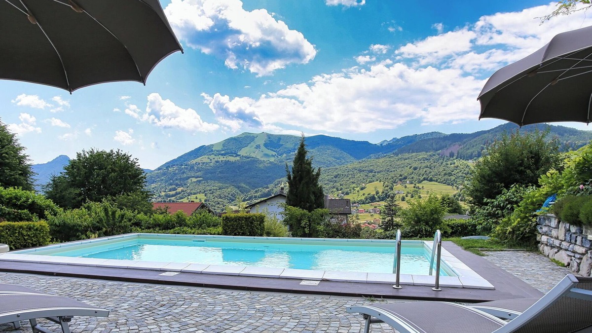 Castiglione d'Intelvi Apartment | Italianway - San Zeno