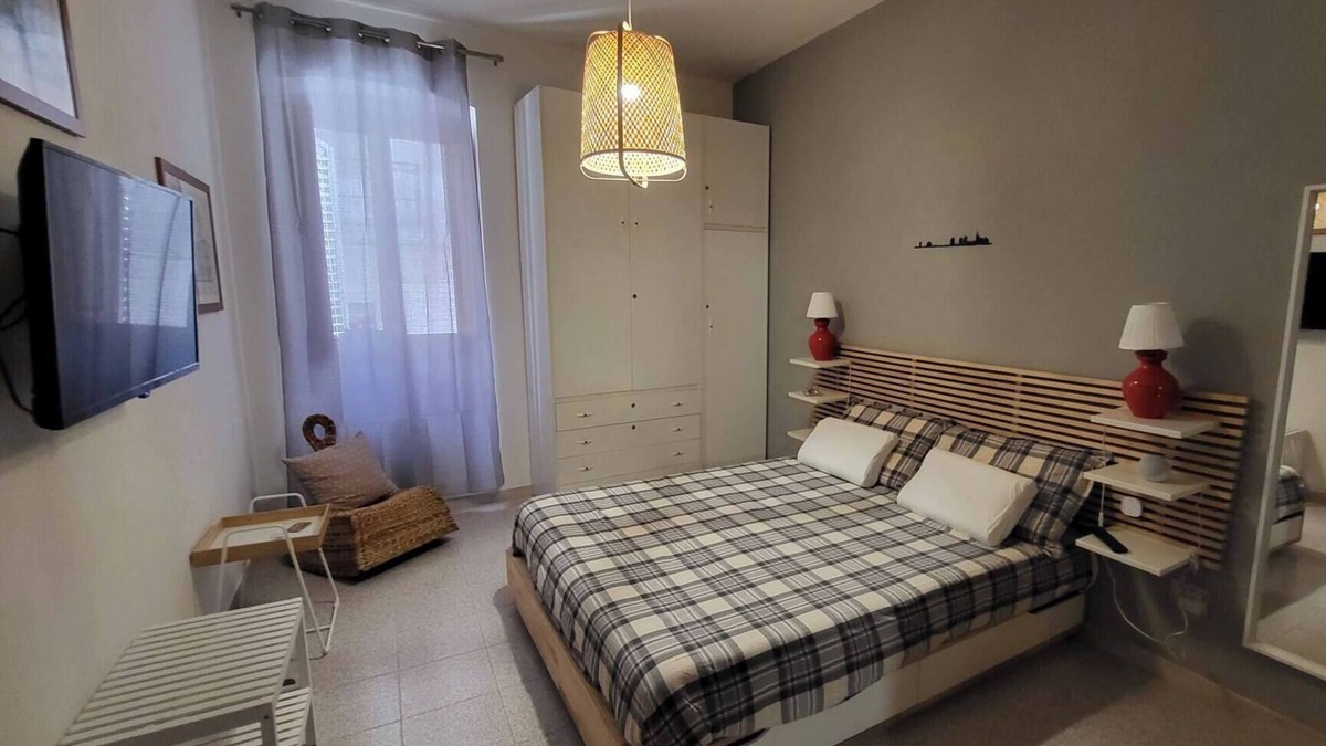 Cuglieri Apartment | Itiseasy1 Piano Suites Nel Corso
