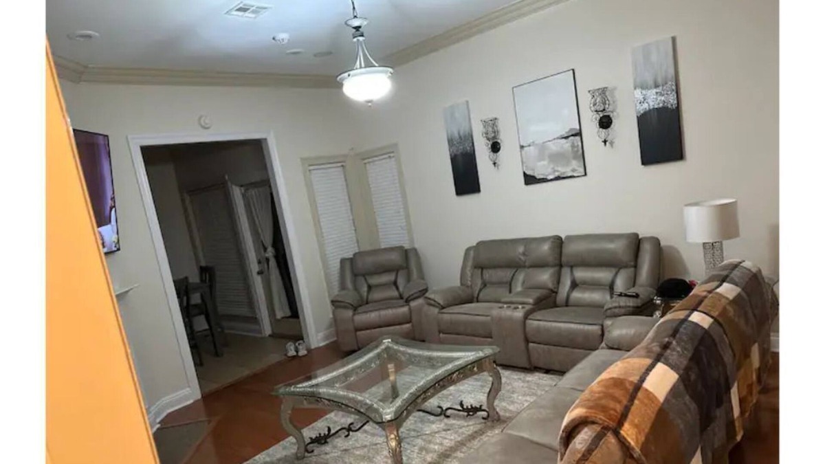 Milton House | It’s very beautiful house