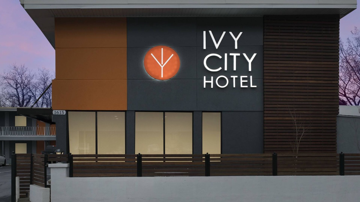 Northeast Hotel | Ivy City Hotel