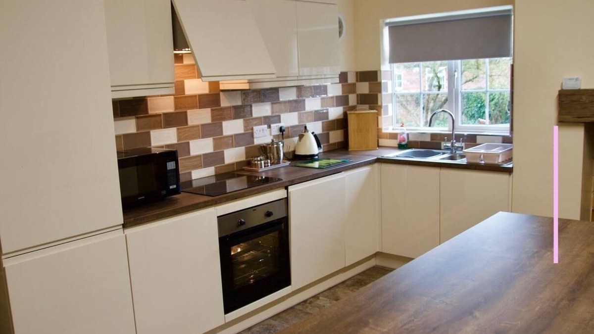Burgh le Marsh Cottage | Ivy Cottage - The Chestnuts Holiday Cottages