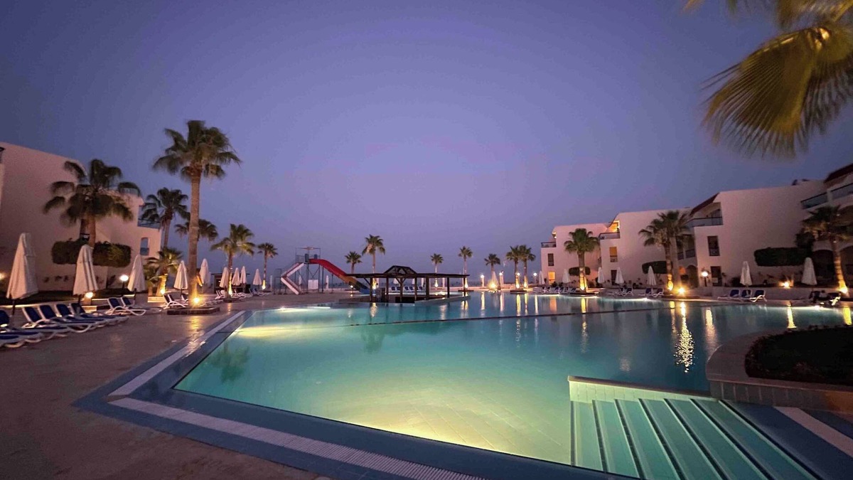 Ras Nasrani Hotel | Ivy Cyrene Island Aqua Park Resort