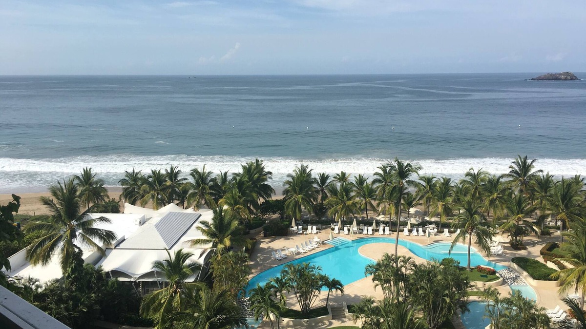 Ixtapa Condo | IXTAPA-MONARCA Relaxing BEACHFRONT CONDO with awesome view