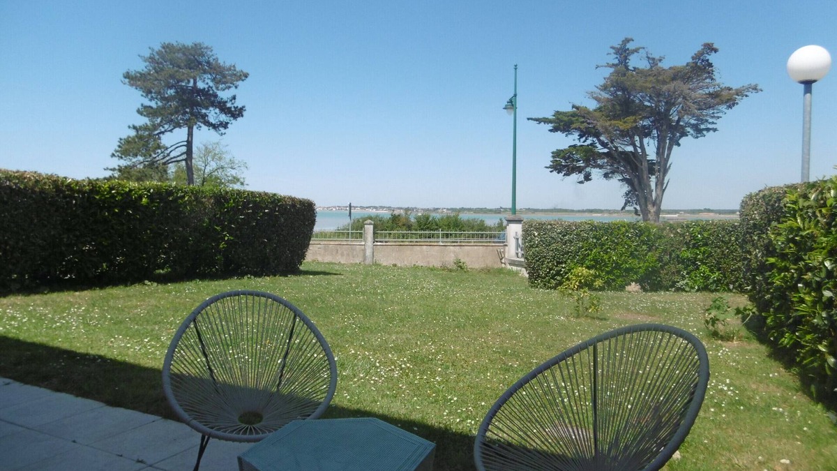 Port-des-Barques House | J L'Azurée en front de mer