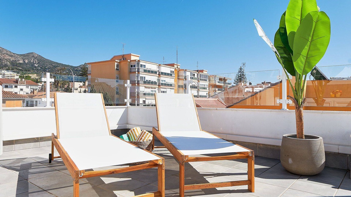 Malaga-Este Apartment | Jabega - Holiday townhouse in Pedregalejo by Solaga