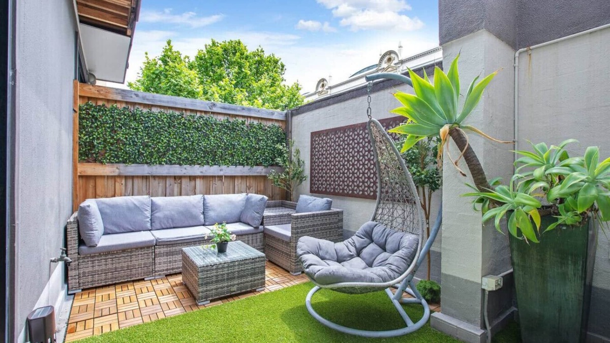 Camperdown Apartment | Jack's Central City Cozy Pad