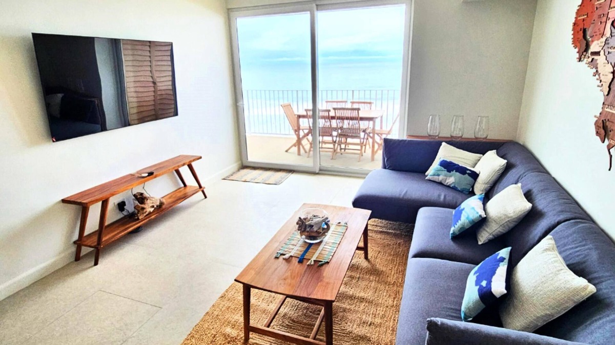 Jaco Condo | Jaco Beachfront Oasis 2-bedroom condo on Jaco Beach with AC, fitness room, WiFi