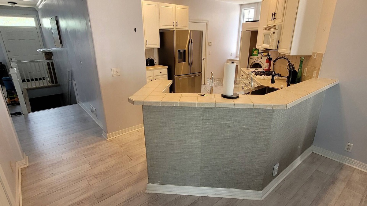 West Omaha House | Jacuzzi House Across Nice park