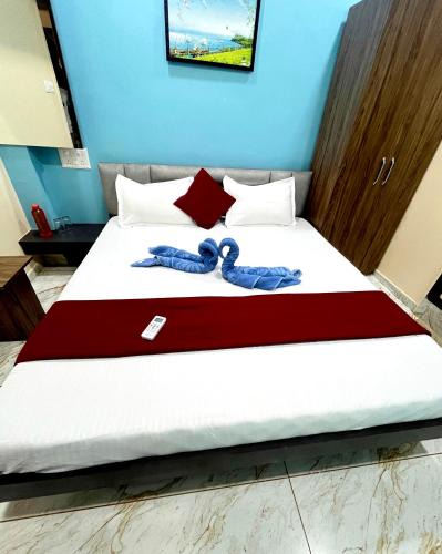 Rajpipla Apartment | JAI SWAMiNARAYAN DELUX HOMESTAY