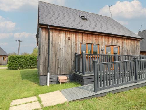 Brigg House | James Ville Marina Lodge 7