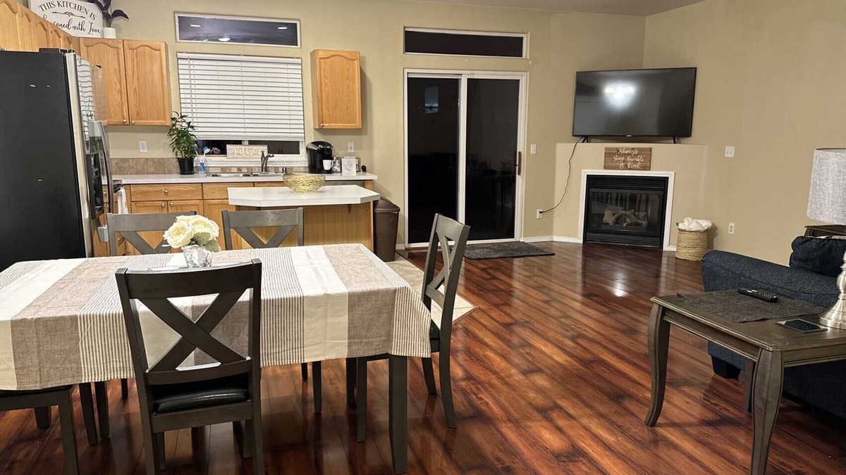 Aloha House | Jan-Mar, 30% Monthly Discount/Modern 3B/2.5BA House
