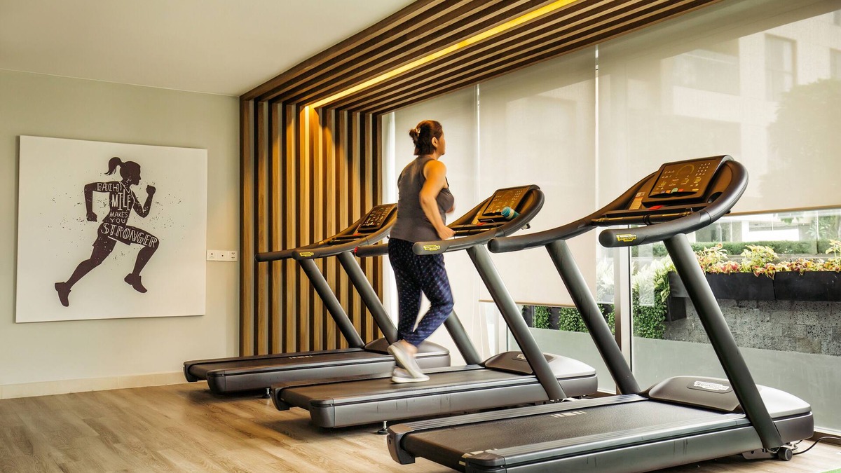 Bach Dang Riverside Apartment | JapaneseHost*LuxuryCentralApt*GreatView*Gym&Pool*NearBUIVIEN, BENTHANH Market