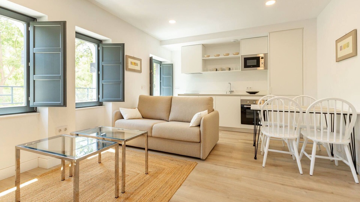 Fontanal-Maria Auxiliadora-Carretera de Carmona Apartment | Jardines de El Valle, Jacuzzi, 5 pax