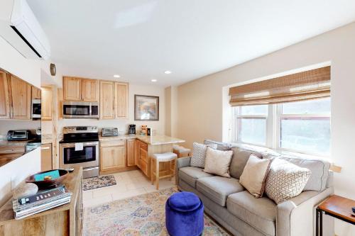 Historic Downtown Durango Apartment | Jarvis #202