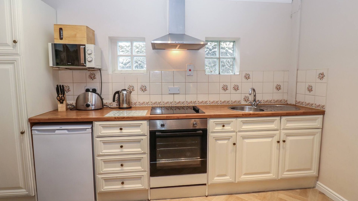 Richmond Cottage | Jasmine Cottage