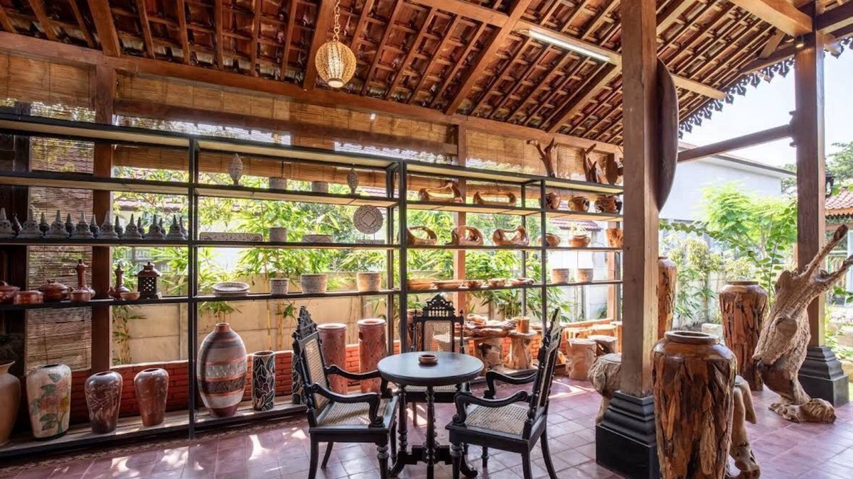 Lombok House | JavaLO Lite
