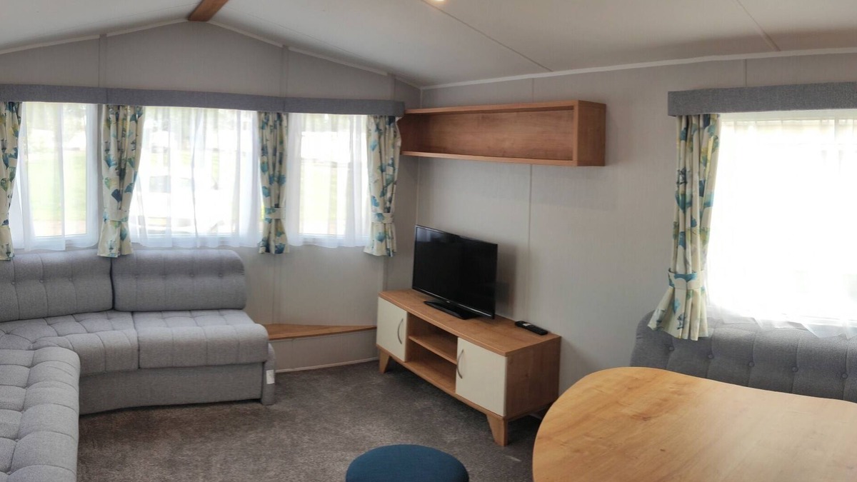 Aldwick House | Jay - 4 berth Caravan at Copthorne Caravans