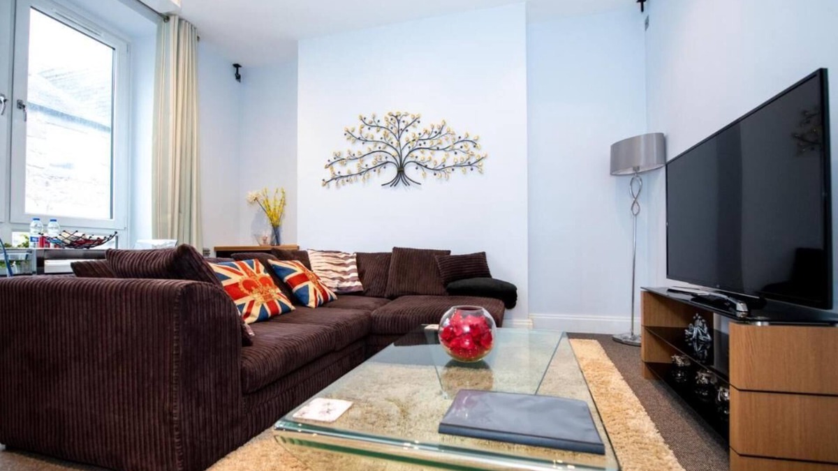 Central Aberdeen Apartment | Jay's Apartment Aberdeen