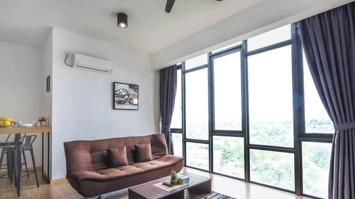 Tebrau Apartment | JB Mount Austin Cube 8 teens Brand New 2 Big beds
