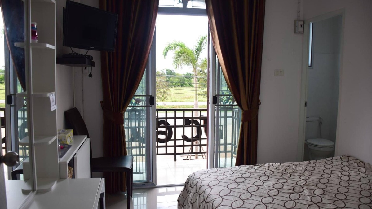 Phunphin House | JC Guesthouse