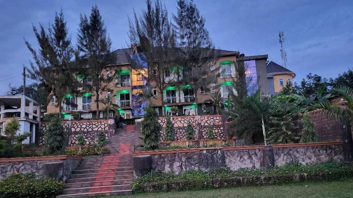Buloba Hotel | Jebel Hotel and Lounge Buloba