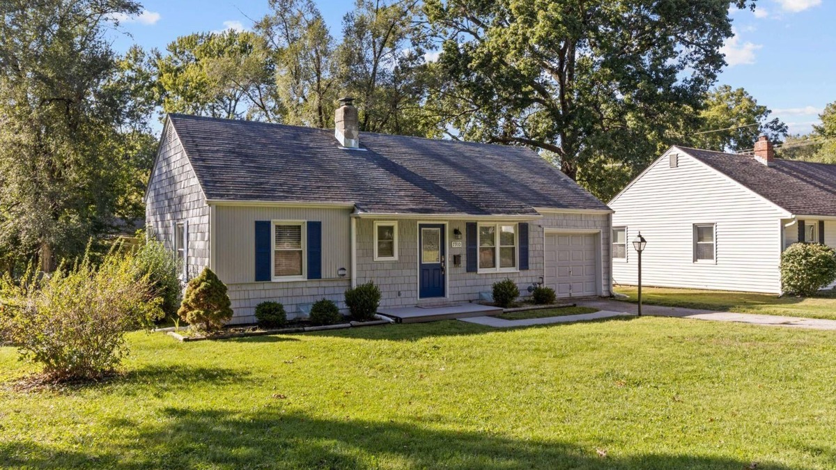 South Kansas City House | Jefferson Cottage - Large Home + Walkable to Waldo!