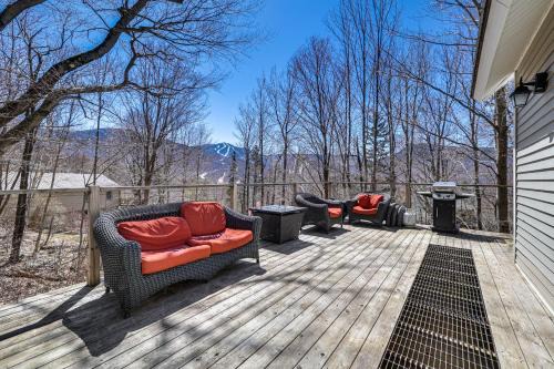 Jeffersonville House | Jeffersonville Home with Deck Near Hiking and Climbing
