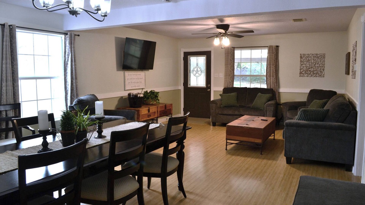Nolanville House | Jenkfarm GetawaynCentral Texas