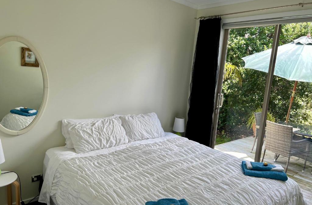 Whitianga Bed & Breakfast | Jennie's In Whitianga