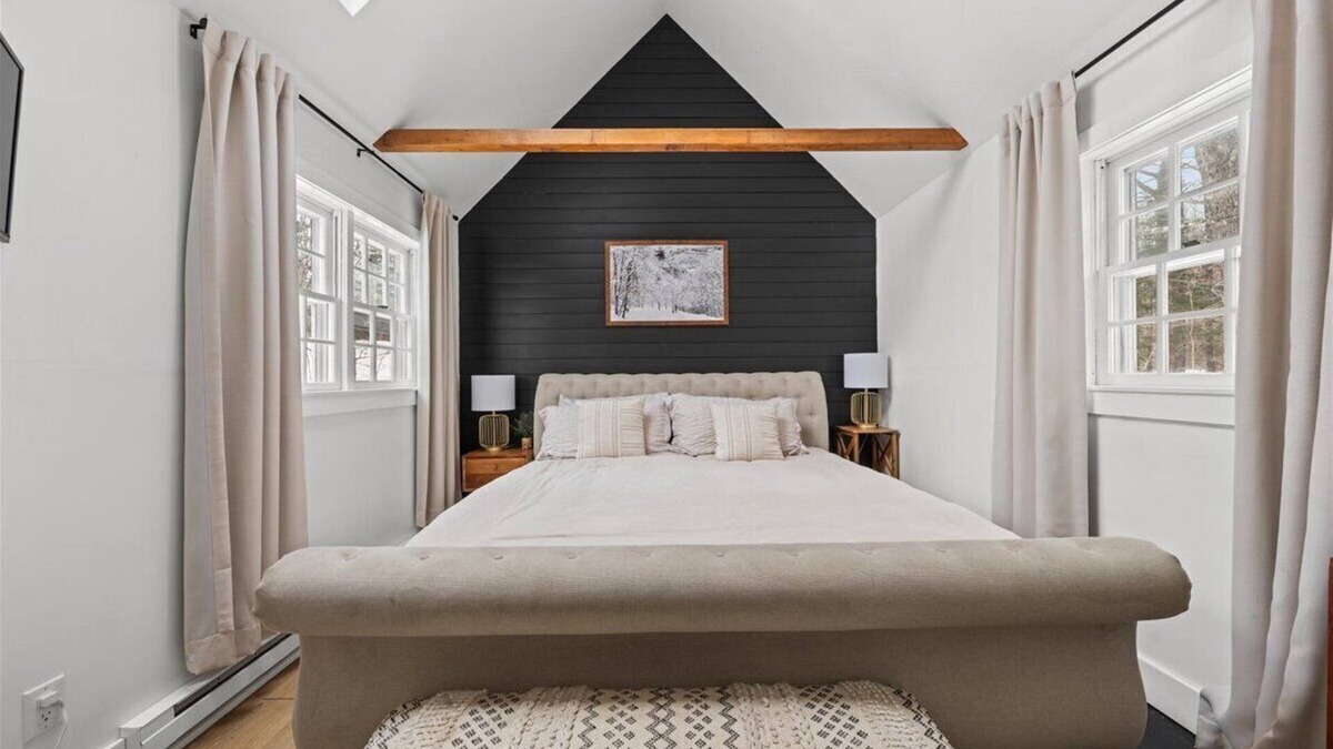 Bartlett Cabin | Jericho Mountain Lodge