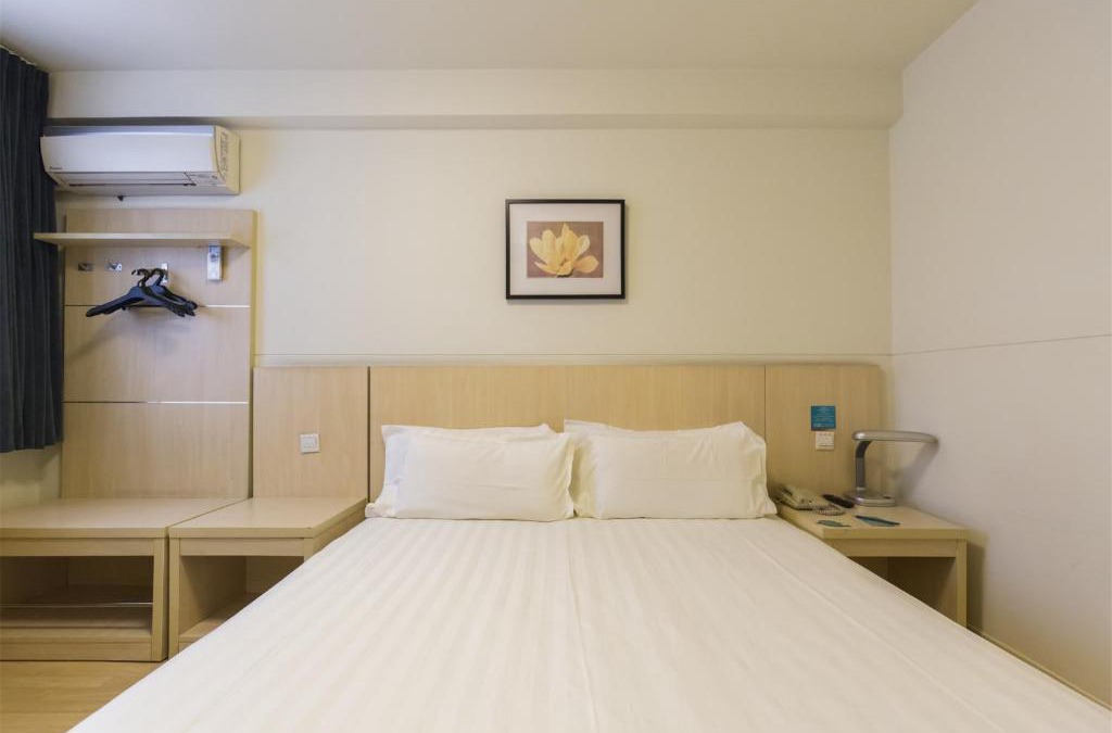 Luhe District Hotel | Jinjiang Inn Select Nanjing Getang Metro Station Meili Plaza
