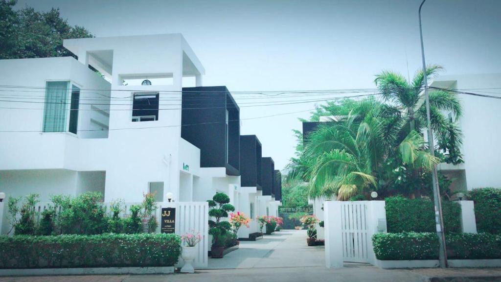 Pratumnak Hill Villa | JJ RESORT (VILLA)