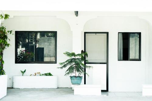 General Santos Apartment | JLT Holiday Homes