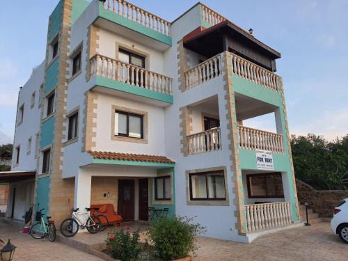 Pomos Apartment | JOANNA SUNSET APTS Pomos