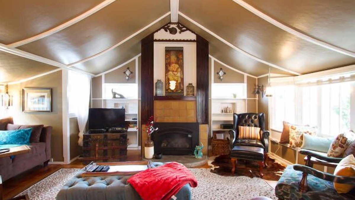Pacific Grove Cottage | John Steinbeck's Cottage: 30-Night Minimum Stay