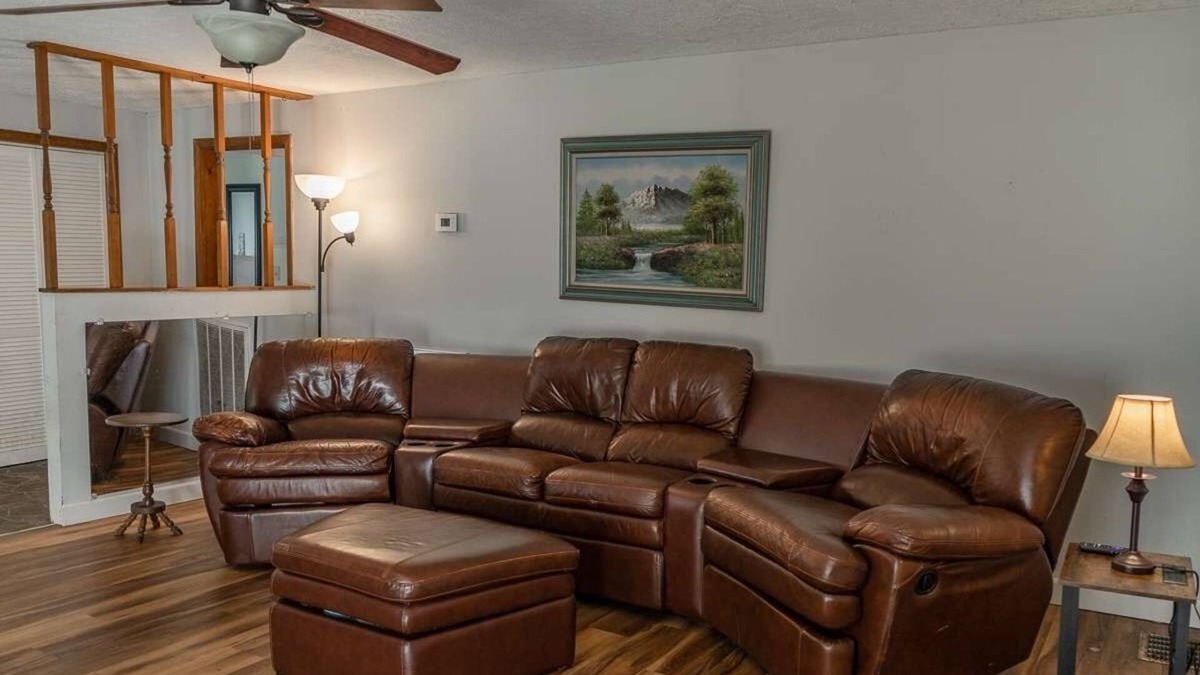 Hiawatha House | JOHN WAYNES GETAWAY