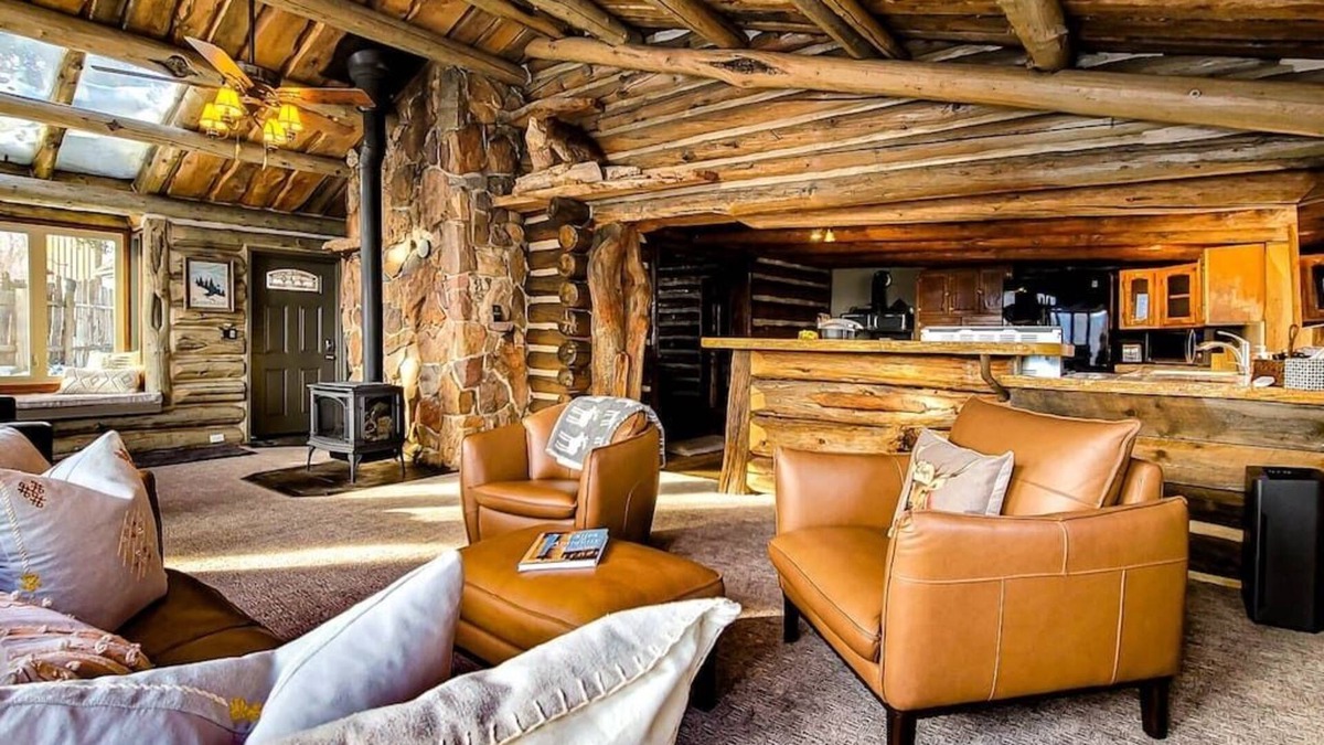 Eden Cabin | Johnson's Historic Cabin Getaway